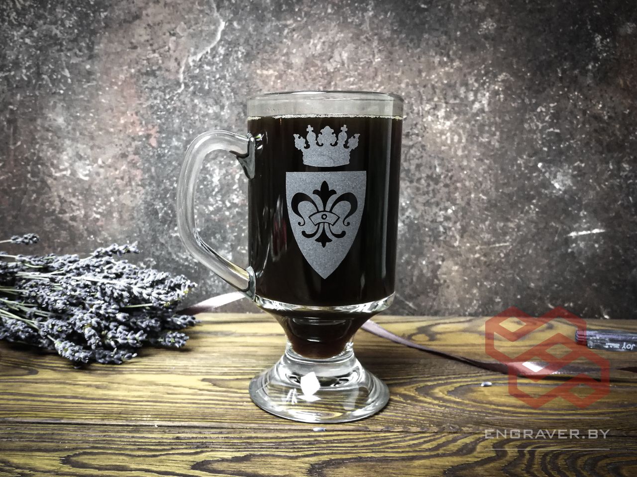 Кофейный бокал с гравировкой «РМА»